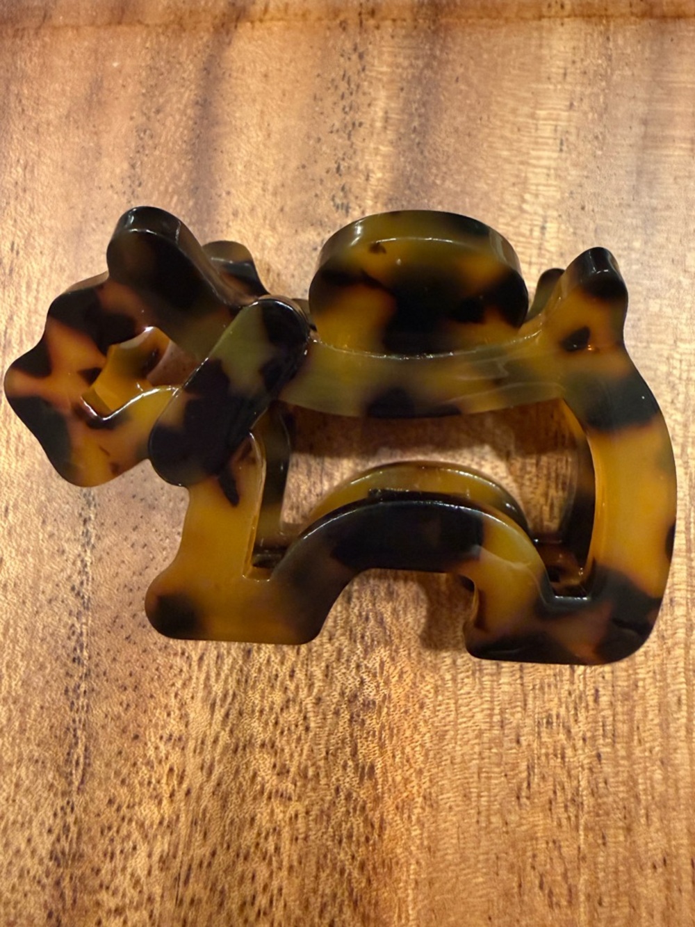 Tortoiseshell Dog Hair Claw Clip